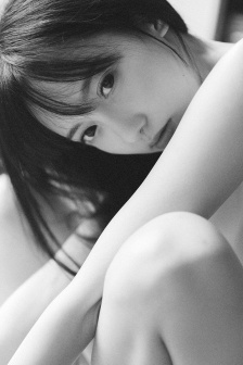 男人吃奶摸下挵进去啪啪